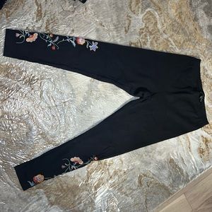 Embroidered Matching Set 💐